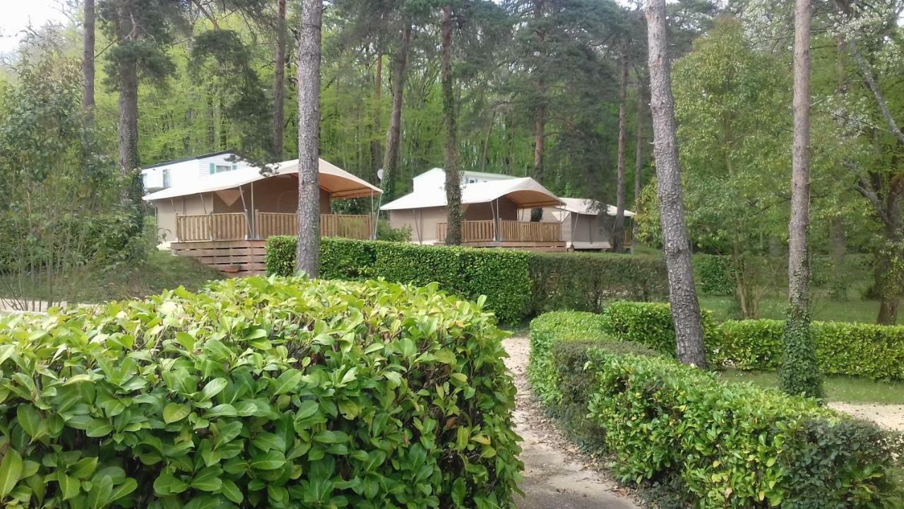 Camping 46 Rainettes Goujounac Exterior photo